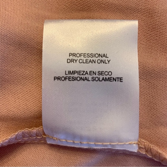 PROM? 😍 NWT White Floral Lace Halter Gown Beaded Belt Juniors 5 Nude Lining - Picture 16 of 16